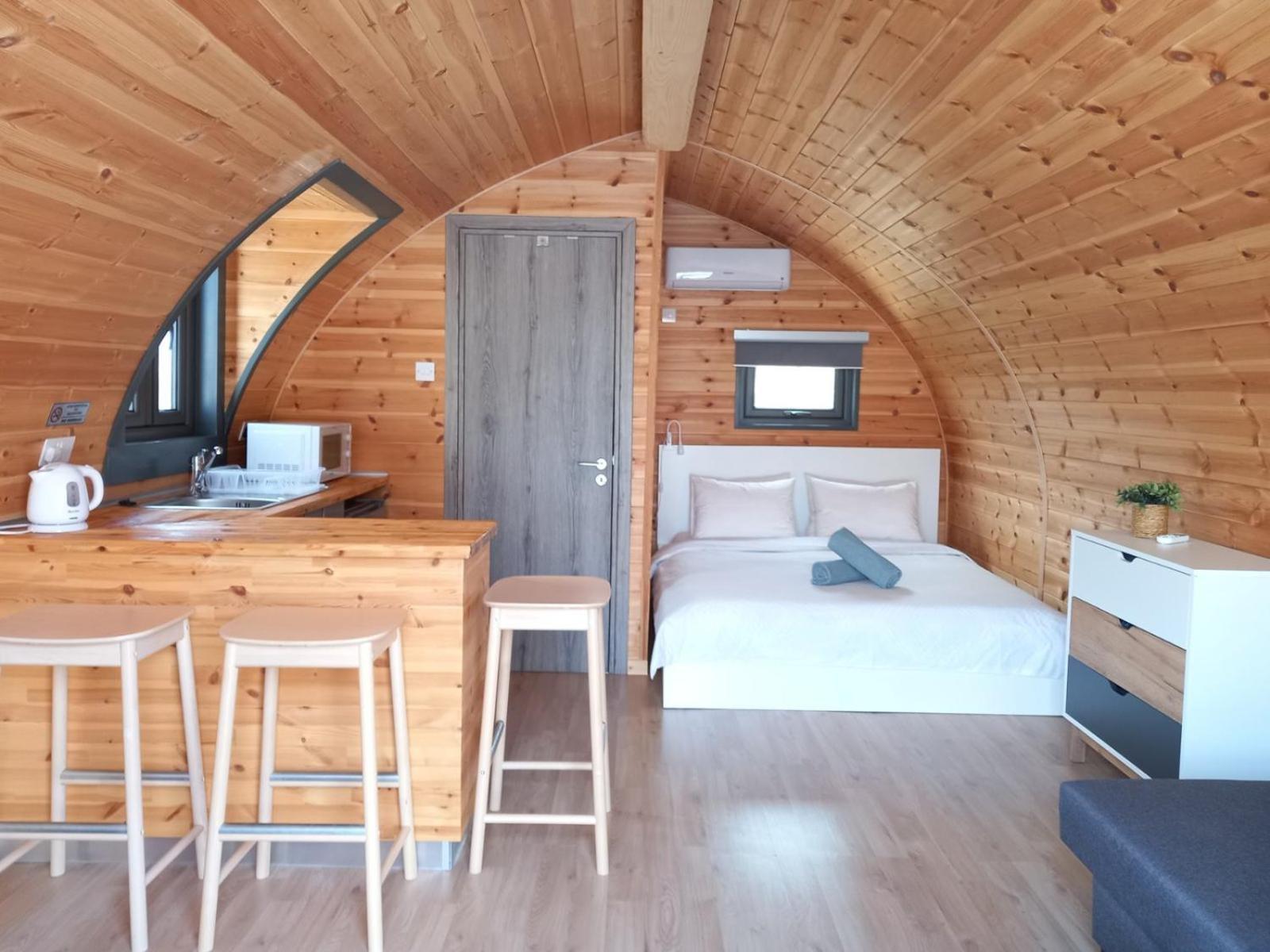 Glamping Pod Hotel Prodromi Buitenkant foto