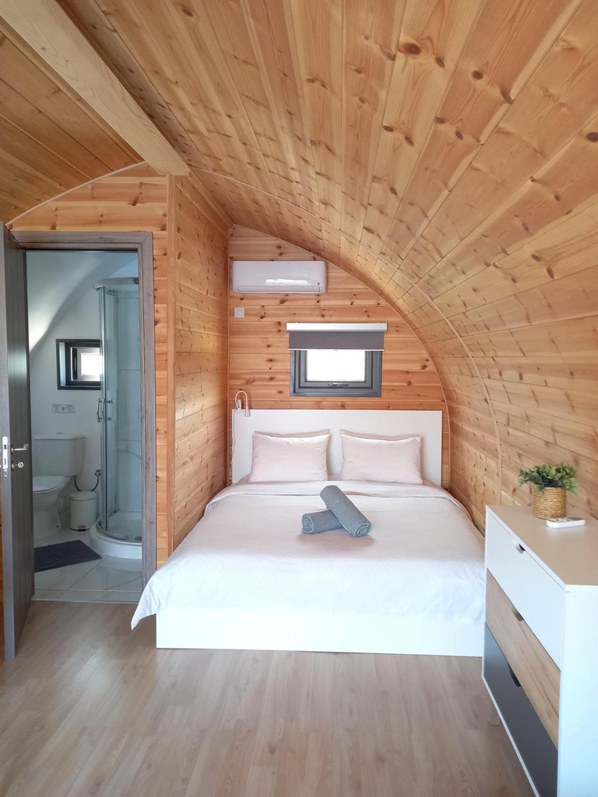 Glamping Pod Hotel Prodromi Buitenkant foto
